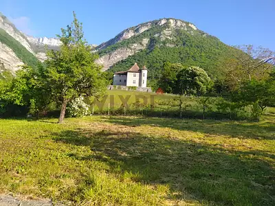 Terrain, 2 542 m²