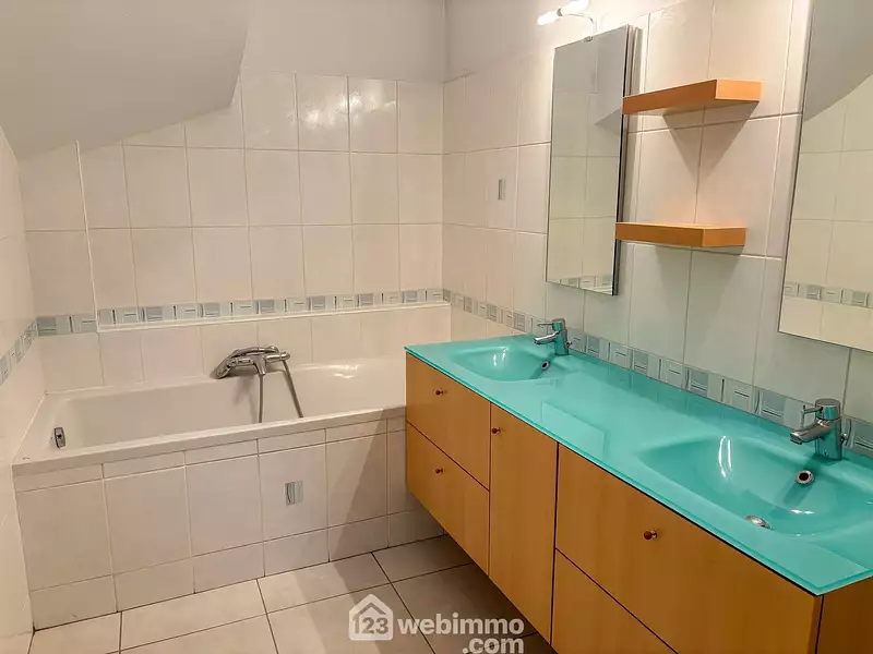 Maison, 320 m²