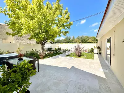 Maison, 93 m²
