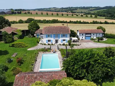 Maison, 325 m²