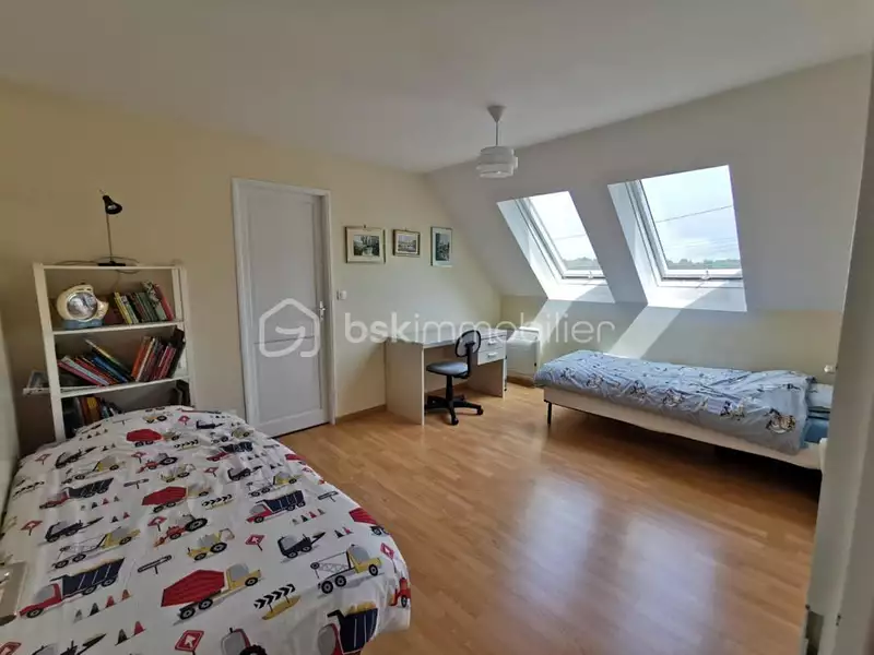 Maison, 215 m²