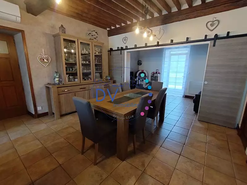 Maison, 221 m²