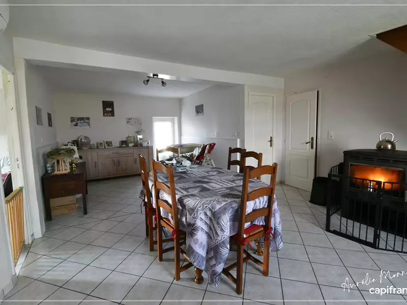 Maison, 122 m²