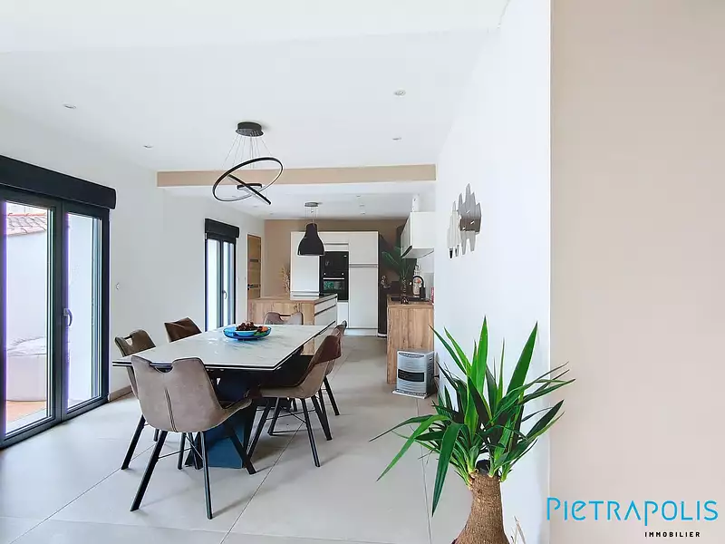 Maison, 136,98 m²