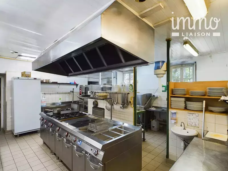 Maison, 1 413 m²