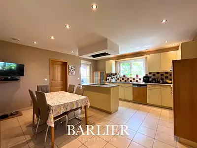 Maison, 226 m²