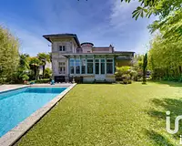 Maison, 306 m²