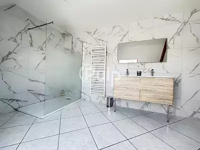 Maison, 160 m²