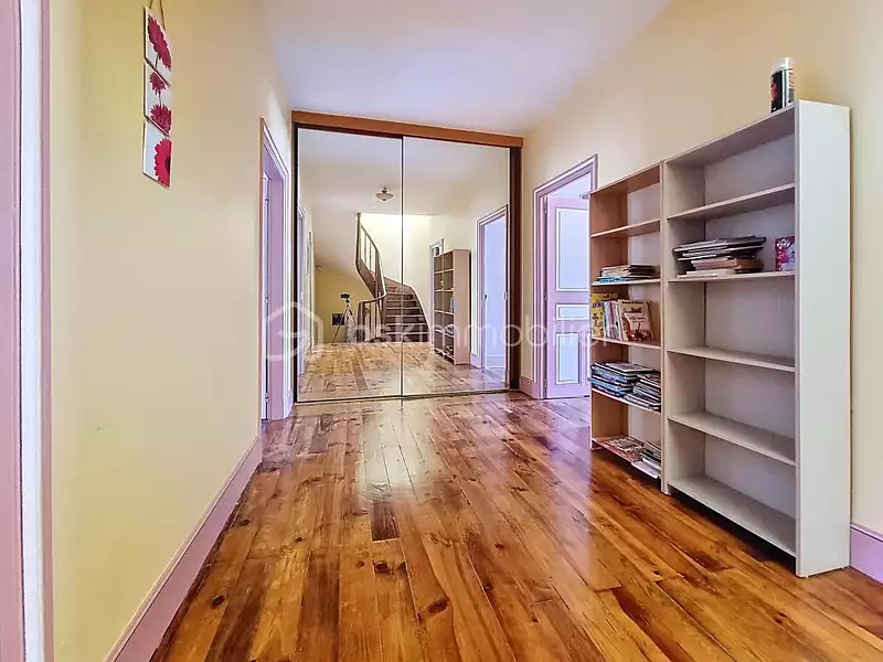 Maison, 167 m²