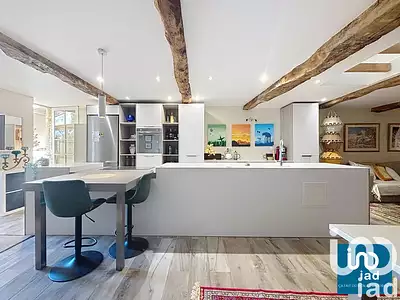 Maison, 220 m²