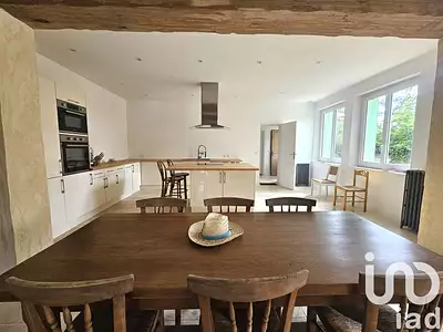 Maison, 200 m²