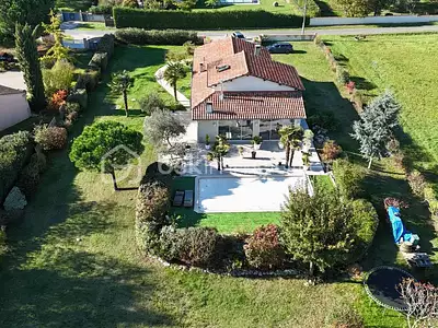 Maison, 165 m²