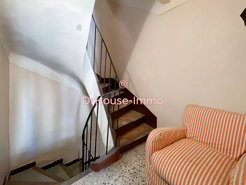 Immeuble, 102 m²