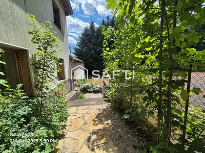 Maison, 1 616 m²