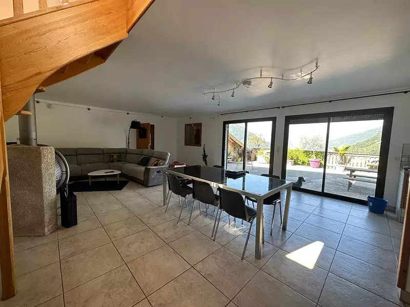 Maison, 170 m²