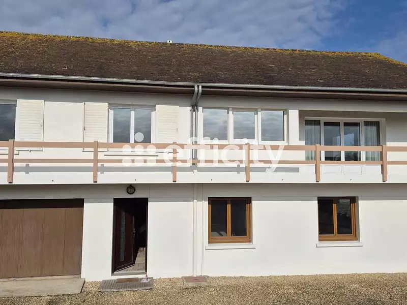 Maison, 230 m²