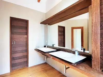 Maison, 240 m²