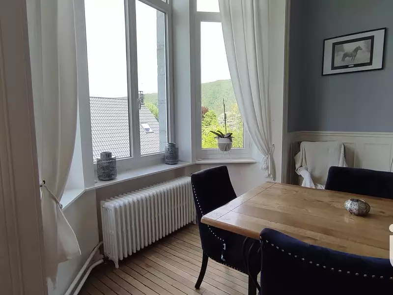 Maison, 208 m²