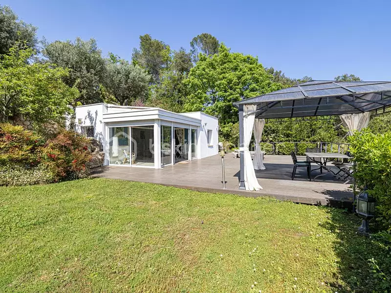 Maison, 518 m²