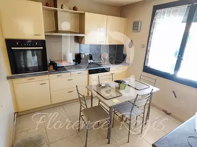 Maison, 174 m²