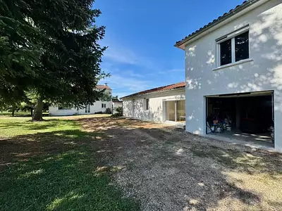 Maison, 204 m²
