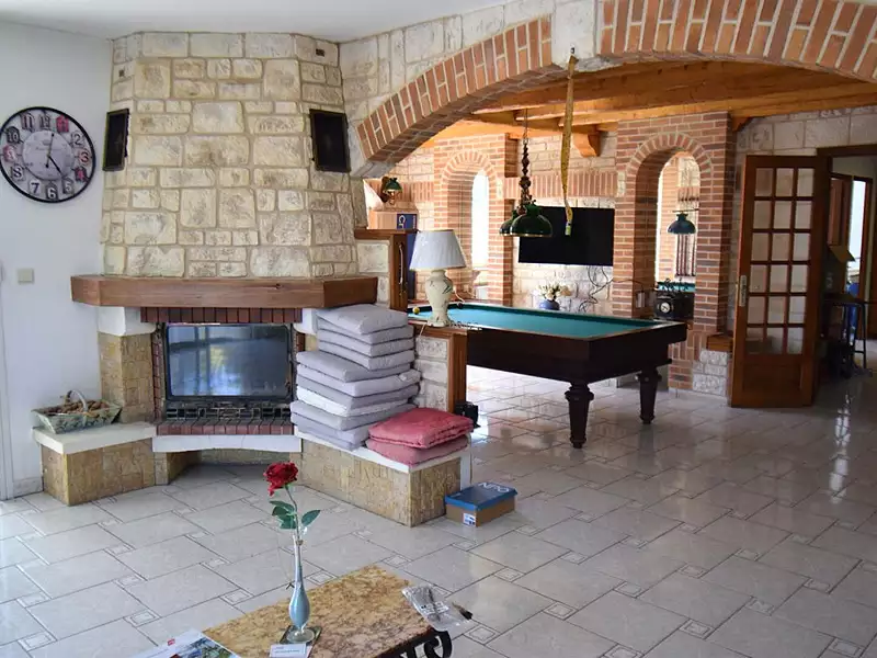 Maison, 218 m²