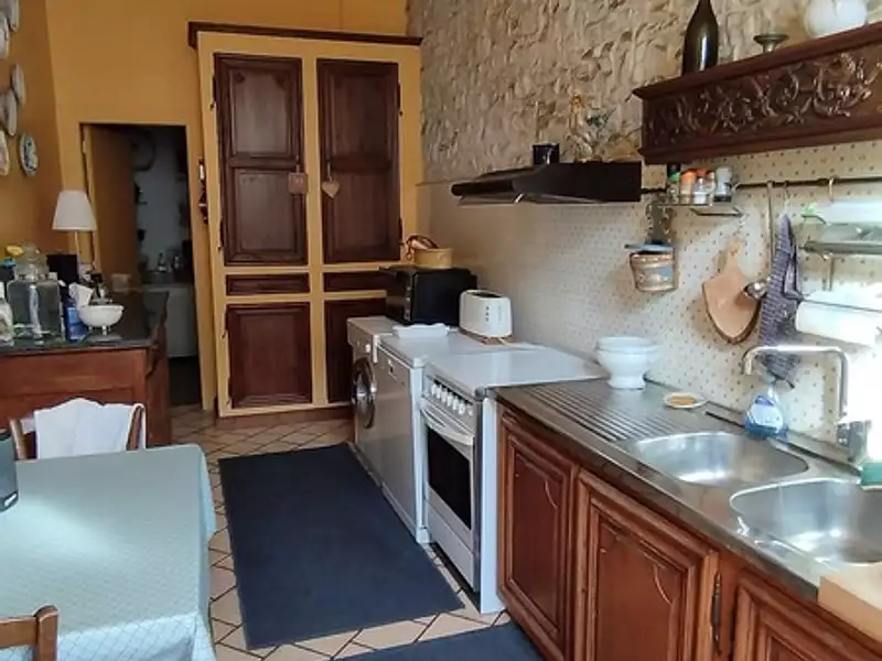 Maison, 250 m²
