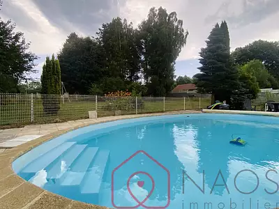 Maison, 230 m²