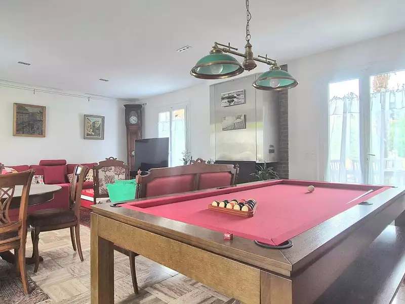 Maison, 182 m²