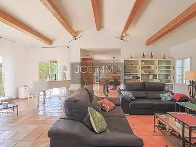 Maison, 310 m²