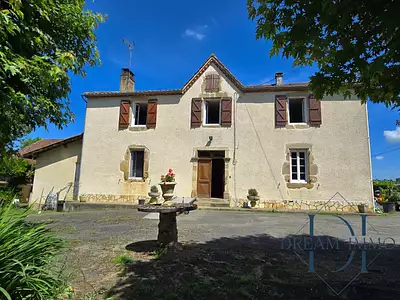Maison, 227 m²