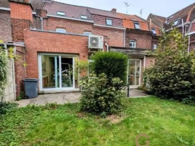 Maison, 157 m²