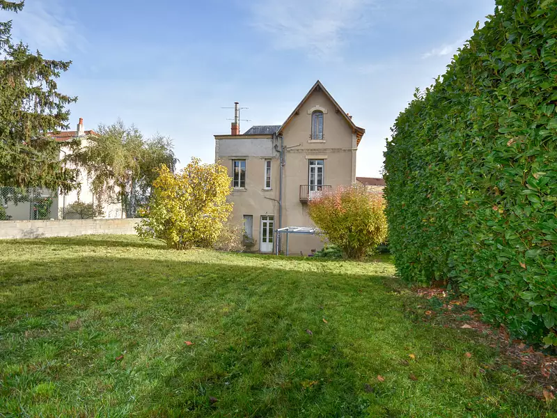 Maison, 220 m²