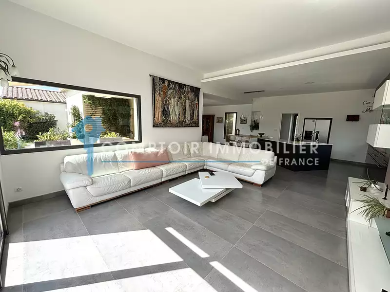 Maison, 175 m²