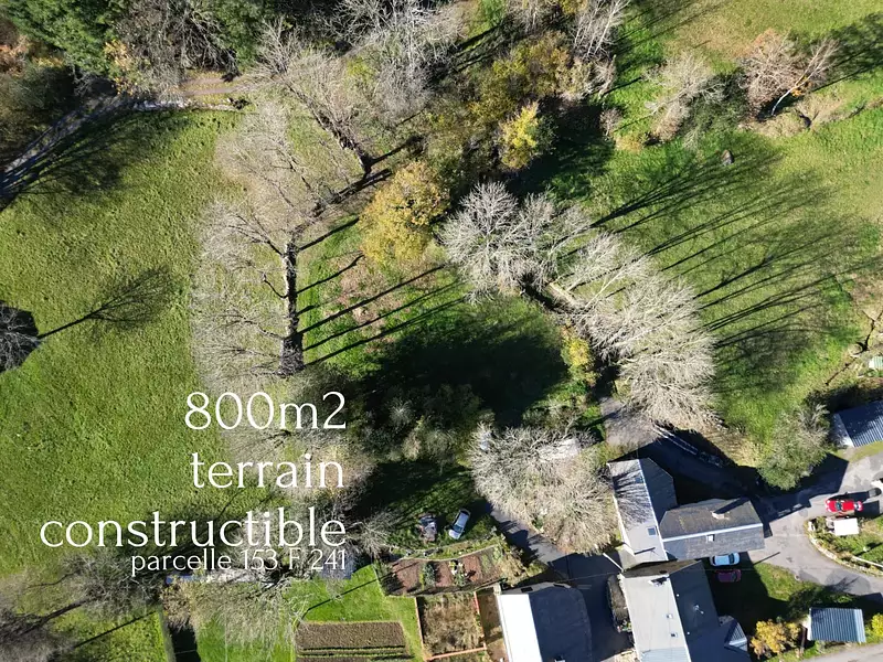 Terrain, 800 m²