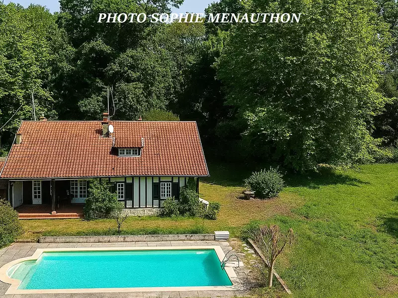 Maison, 210 m²