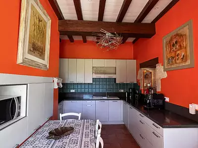 Maison, 557 m²