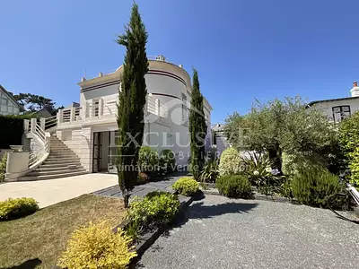 Maison, 295 m²