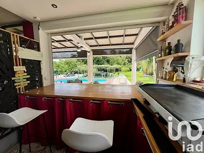 Maison, 226 m²