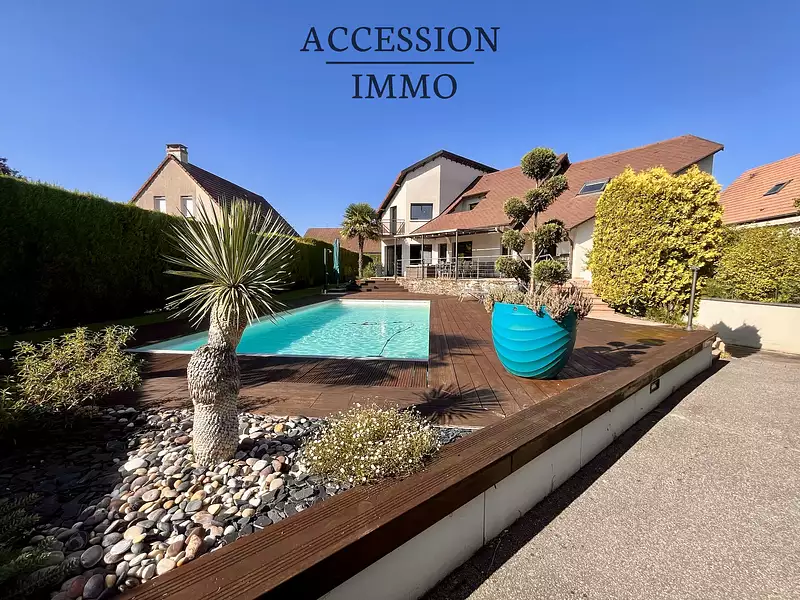 Maison, 195 m²