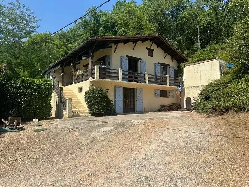 Maison, 185 m²