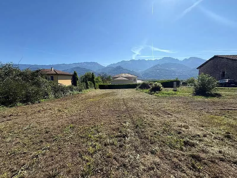 Terrain, 451 m²