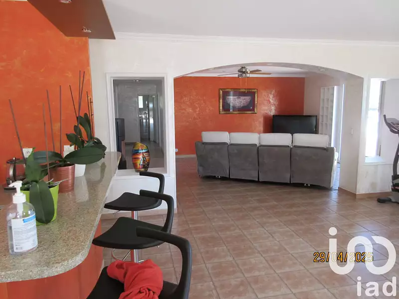 Maison, 198 m²
