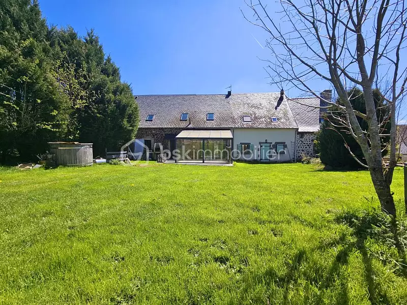 Maison, 280 m²