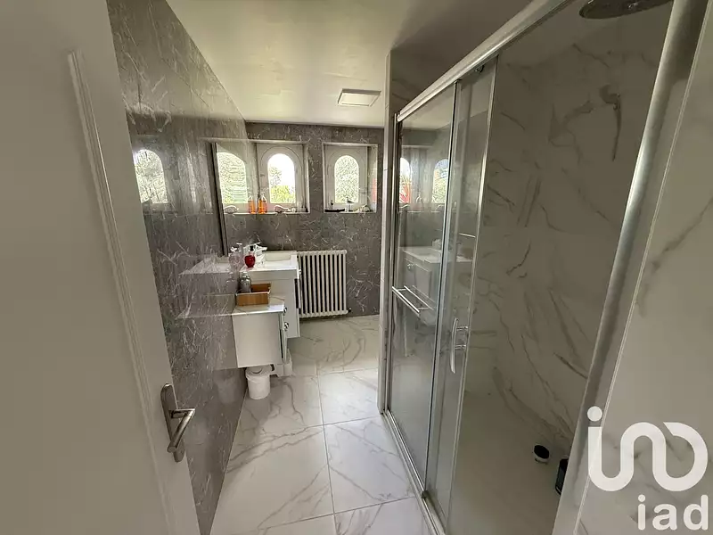 Maison, 214 m²