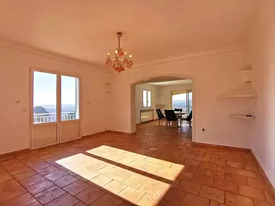 Maison, 181 m²