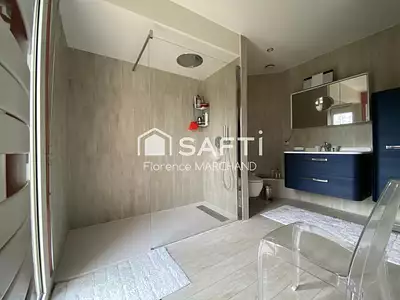 Maison, 402 m²