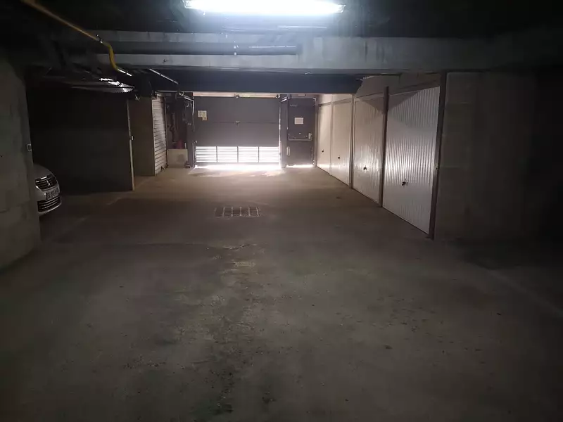 Parking, 12 m²