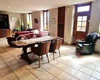 Maison, 275 m²