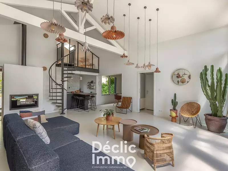 Maison, 205 m²